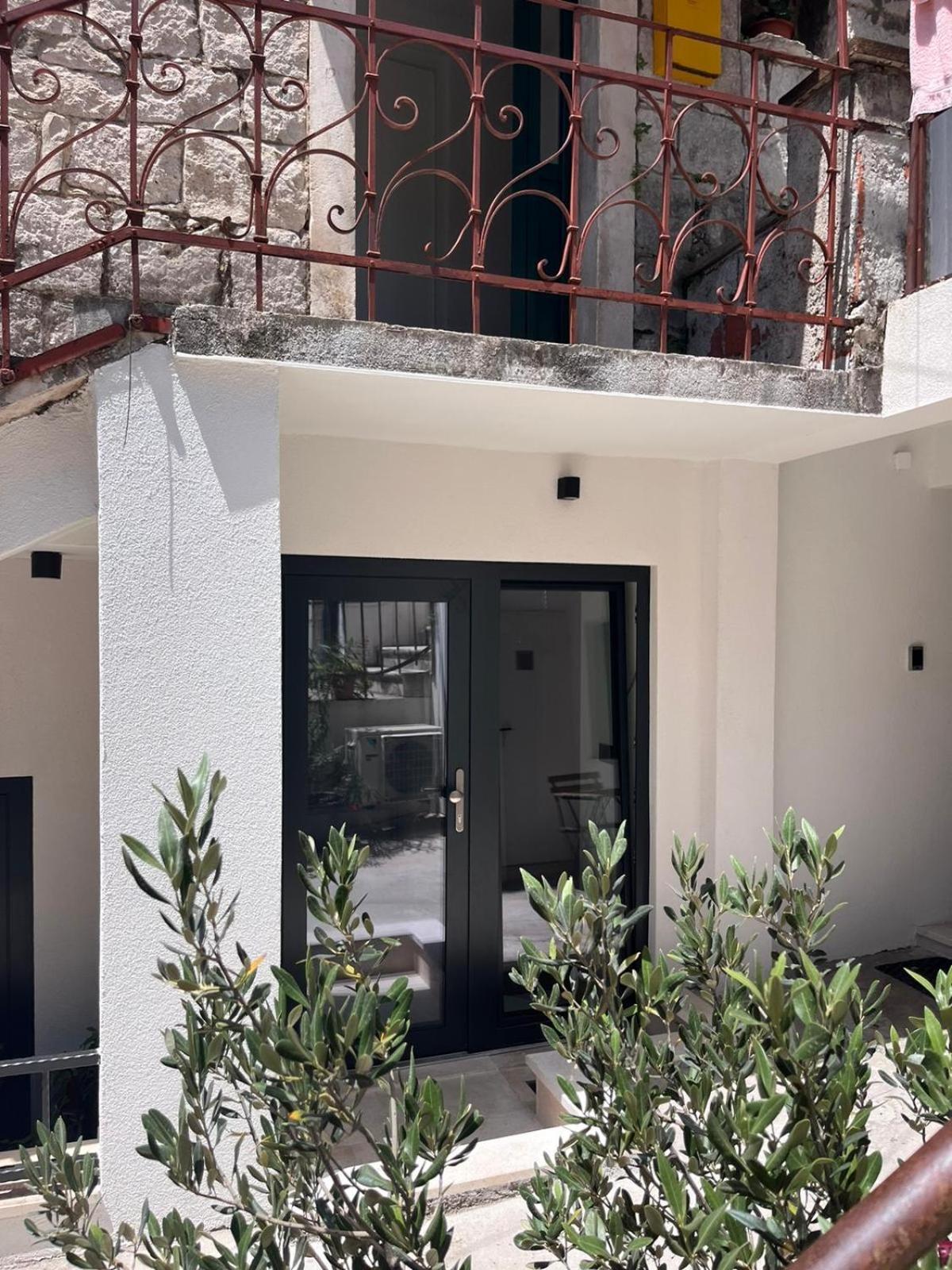 Marinac City Center Apartments & Rooms Split Exterior photo
