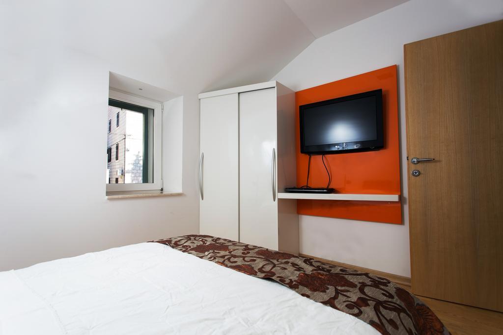 Marinac City Center Apartments & Rooms Split Room photo