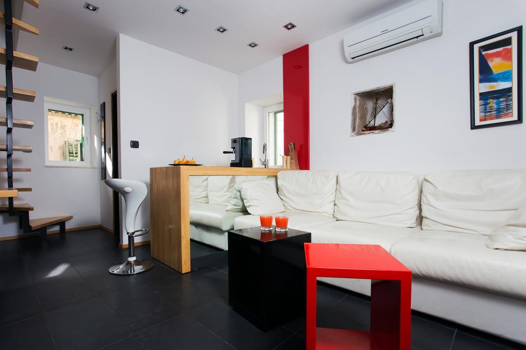 Marinac City Center Apartments & Rooms Split Room photo